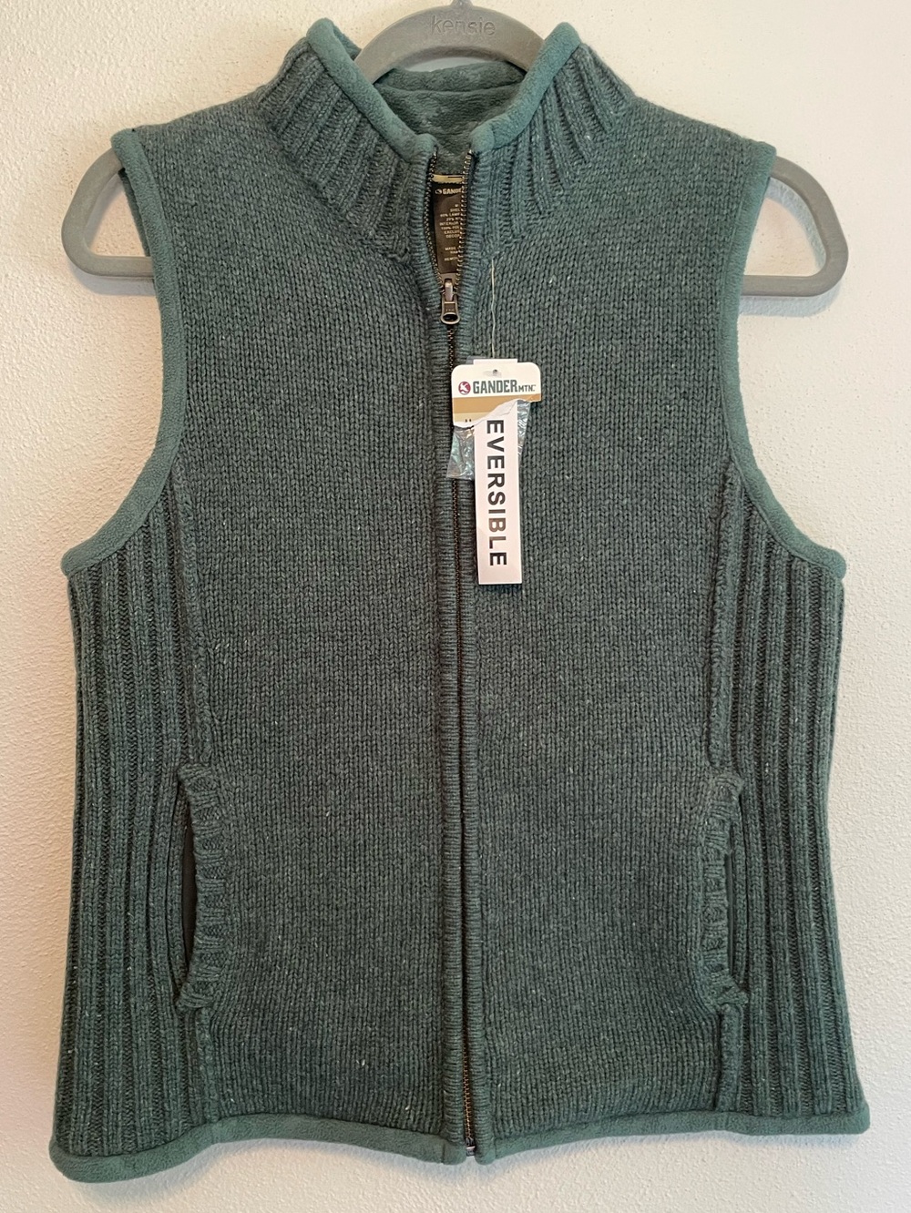 Reversible Gander Mountain Lambswool knit Vest Green Medium